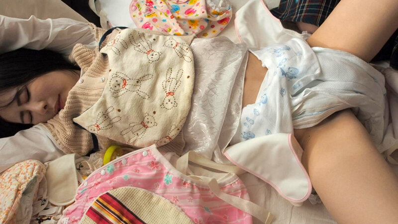 h_019aczd00020│おむつで感じてしまう恥ずかしい少女達 おむつ倶楽部selection││ハイビジョン