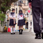 dvmm00362│親友同士のちっちゃな2人をレズらせレ●プ調教 口とパイパンオマ○コの4つの穴をチ○ポが行ったり来たりして本物竿姉妹にするどちらも145cm W無毛 ゆなちゃん・ひなこちゃん│松井日奈子・日向由奈│レズビアン