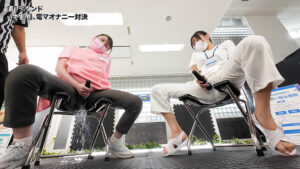 1sgki00077a│企業が社を挙げて挑む‘イキ我慢コマーシャル’「最強無反応ナースは誰だ！？」エリート看護師 無念の漏らしイキ 上越谷クリニック・介護士小園ひとみ 新あおい桜台病院・看護師小野寺唯││電マ