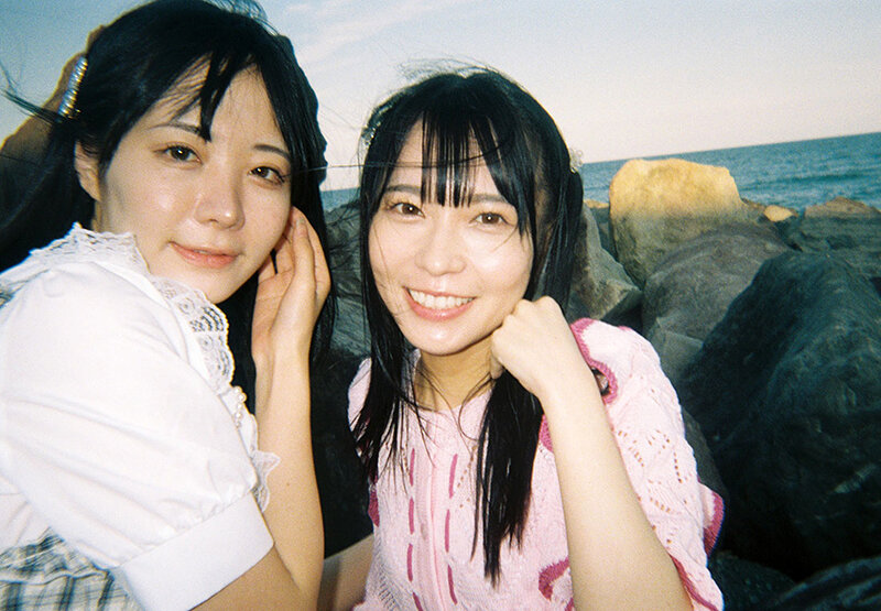 1boko00014│ハニカミ接吻旅行 長年の親友、初めての2人きり旅行…もっと好きを伝えたくて見つめ合ったらずっとキスした1泊2日の物語 円井萌華 日向ひかげ│円井萌華・日向ひかげ│レズキス